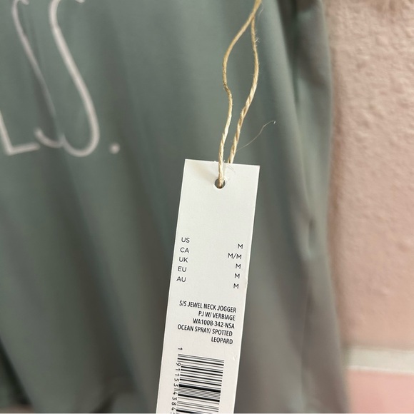 Rae Dunn "Hot Mess" in Ocean Spray Sleep Top NWT M - Picture 3 of 4